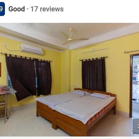 Om Niwas Hotell Siliguri Exteriör bild